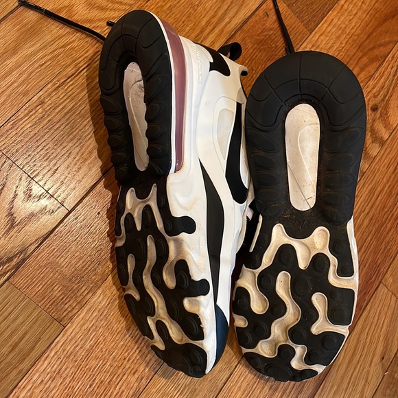 Nike air max 270 react size 7 1/2 - Picture 4 of 5